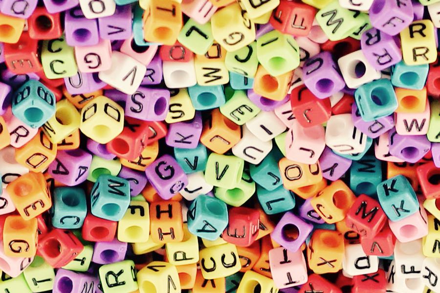 colore o lettera come classificare queste perline