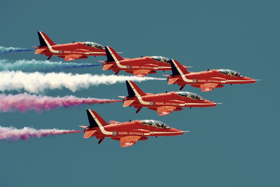 esibizione acrobatica della royal air force