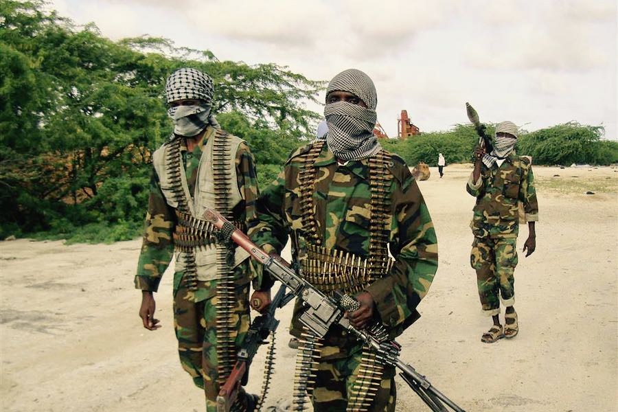 miliziani del gruppo jihadista somalo Al-Shabaab