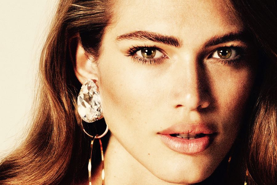 la modella trans brasiliana Valentina Sampaio