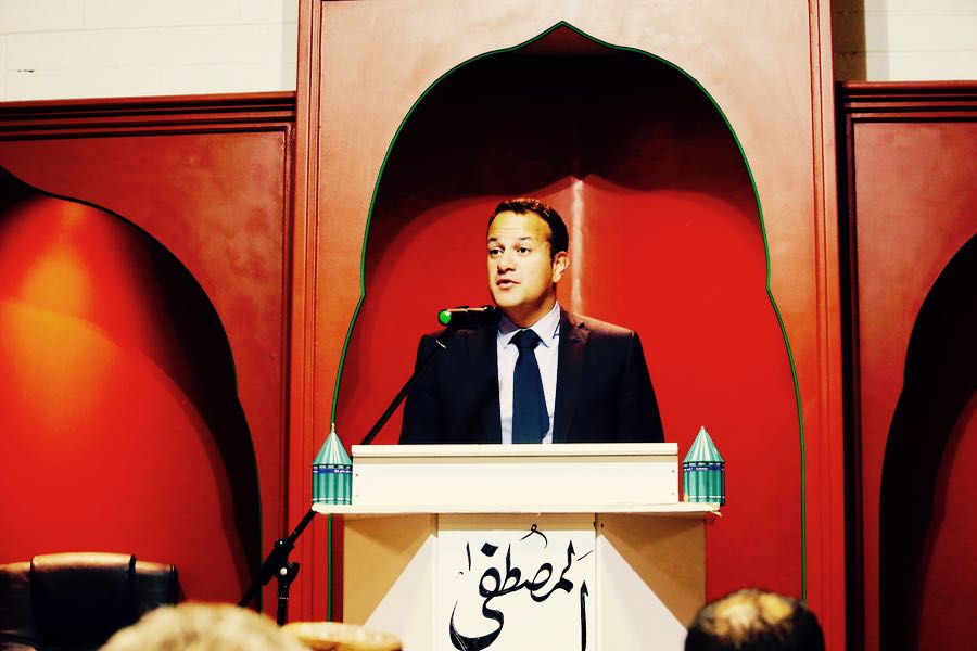 il premier Leo Varadkar visita il centro islamico