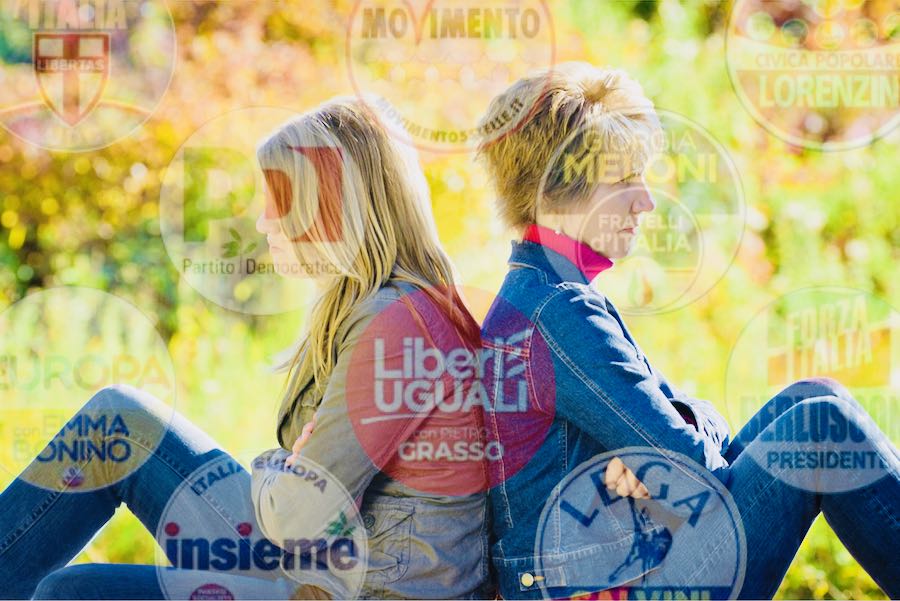 italiani divisi dalla politica si insultano