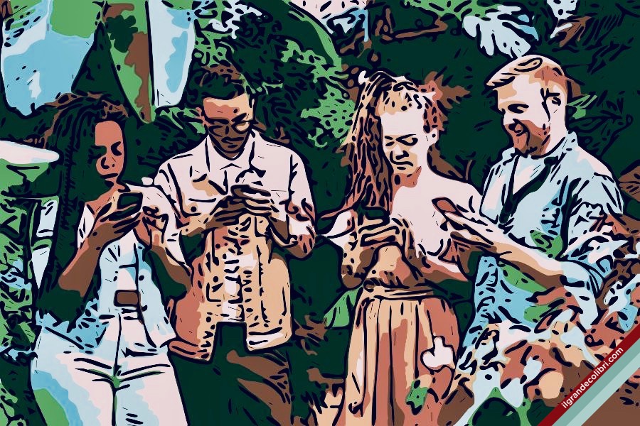 persone diverse etnie cellulare