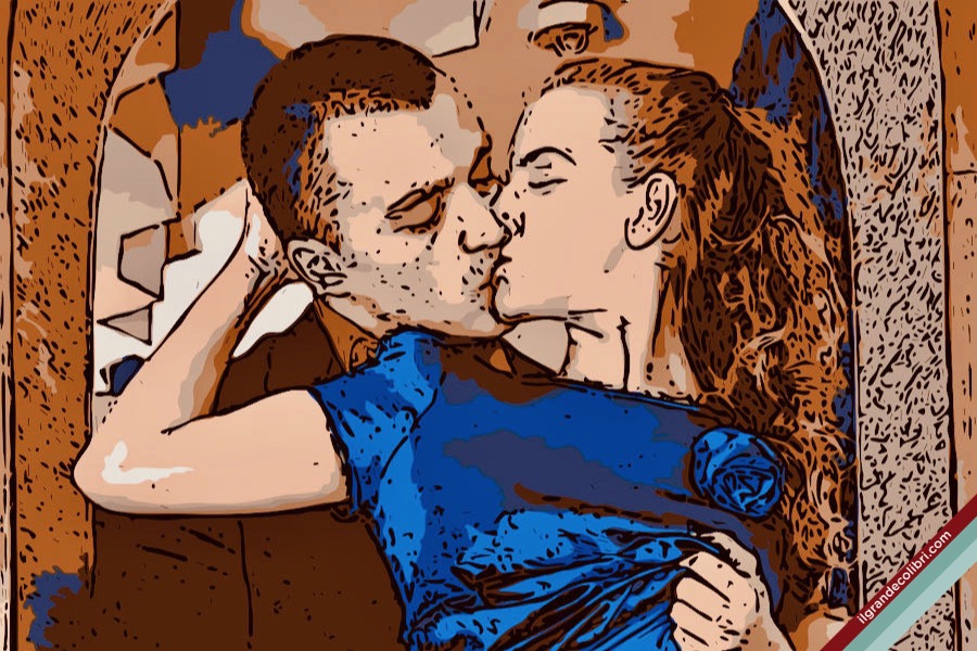 bacio eterosessuale uomo donna