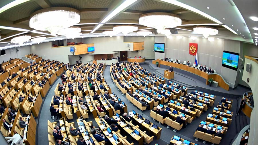Deputati alla sessione plenaria della Duma di Stato della Federazione Russa.